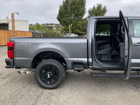 New 2026 Ford F250 Lariat w/ Black Appearance Package AWD/4WD image 26