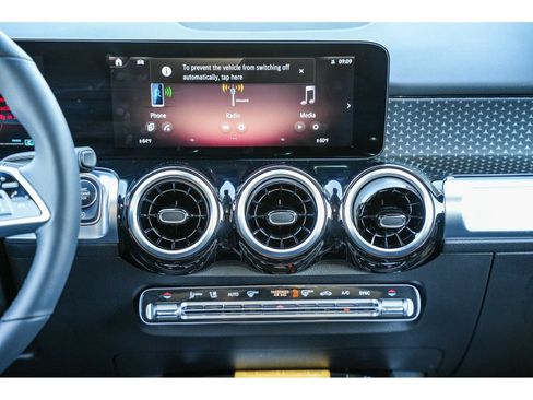 Certified 2026 Mercedes-Benz GLB 250 4MATIC image 14