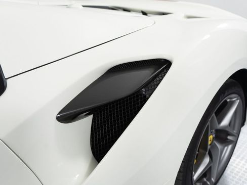 Certified 2023 Ferrari F8 Tributo image 24