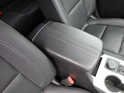 Used 2024 Chevrolet Blazer LT w/ Midnight/Sport Edition FWD image 35