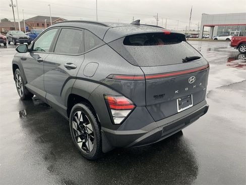 Used 2024 Hyundai Kona SEL image 6