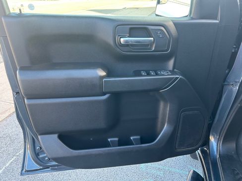 Used 2019 Chevrolet Silverado 1500 Custom w/ Custom Convenience Package image 18