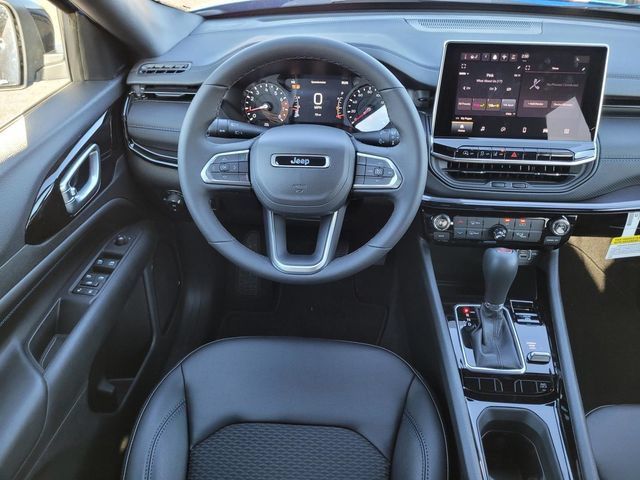 New 2026 Jeep Compass Latitude AWD/4WD image 10