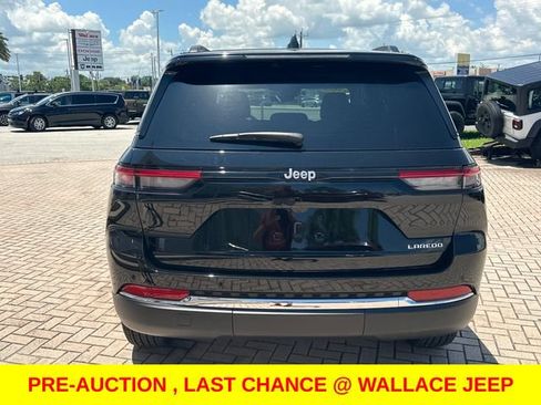 Used 2025 Jeep Grand Cherokee Laredo X RWD image 8