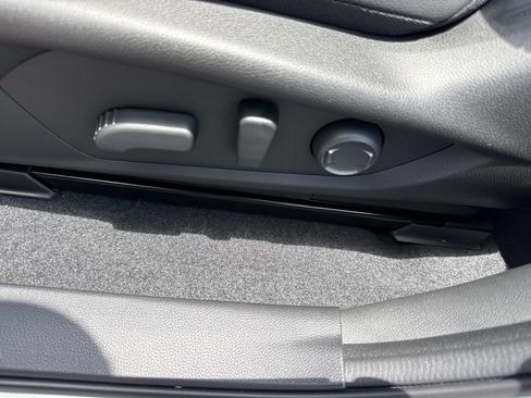New 2026 Subaru Crosstrek 2.5i Limited AWD/4WD image 25