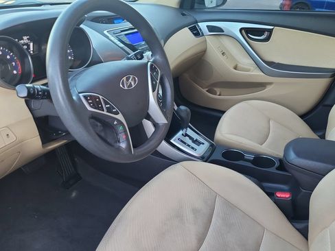 Used 2012 Hyundai Elantra GLS w/ Preferred Pkg 3 FWD image 11