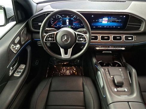 Used 2021 Mercedes-Benz GLS 450 4MATIC image 11