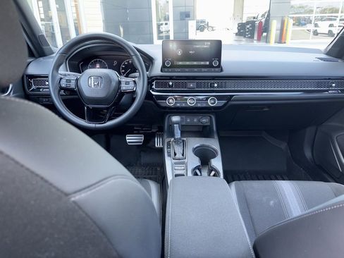 Used 2025 Honda Civic Sport image 19