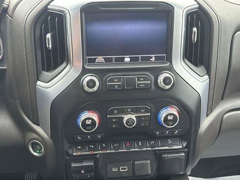 Used 2020 GMC Sierra 1500 SLT w/ SLT Premium Plus Package image 33
