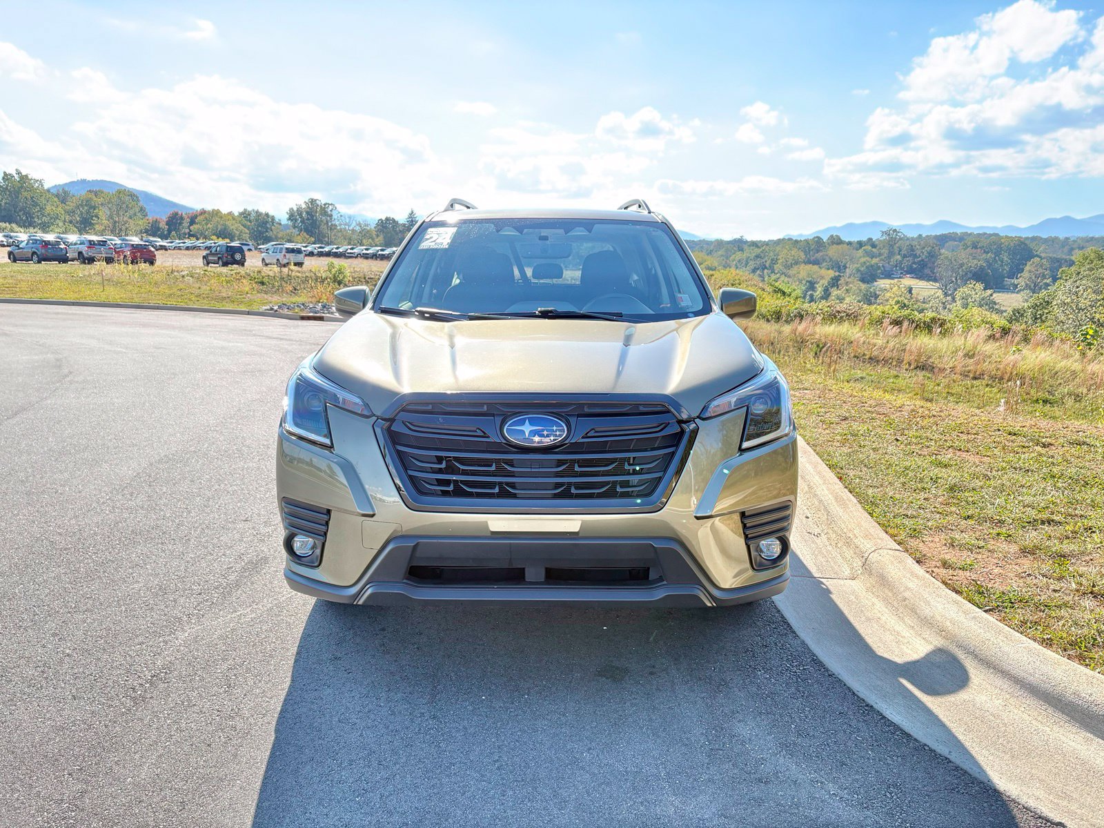 Certified 2024 Subaru Forester Premium AWD/4WD image 2