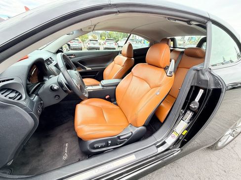 Used 2012 Lexus IS 350C w/ Luxury Pkg RWD image 26