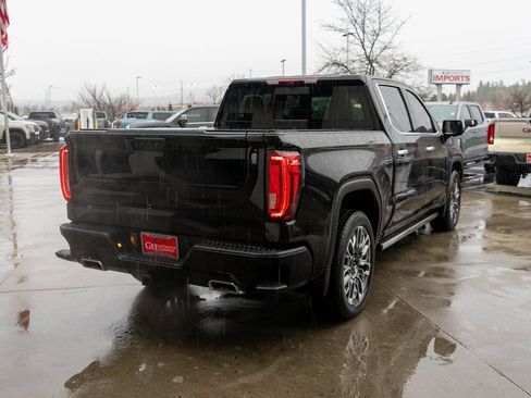 Used 2025 GMC Sierra 1500 Denali Ultimate AWD/4WD image 7
