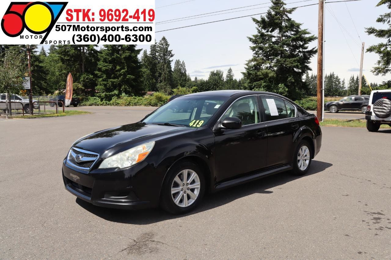 Used 2011 Subaru Legacy 2.5i Premium AWD/4WD image 2