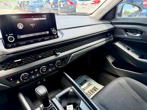 Used 2024 Honda Accord EX image 43