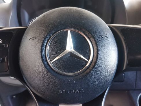 Used 2023 Mercedes-Benz Sprinter 2500 image 24