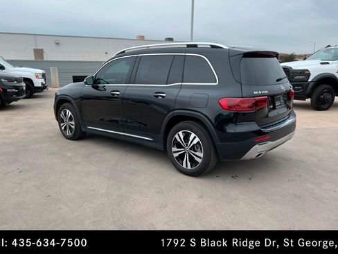 Used 2025 Mercedes-Benz GLB 250 GLB 250 image 3