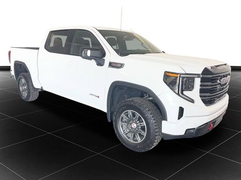 Used 2025 GMC Sierra 1500 AT4 AWD/4WD image 7