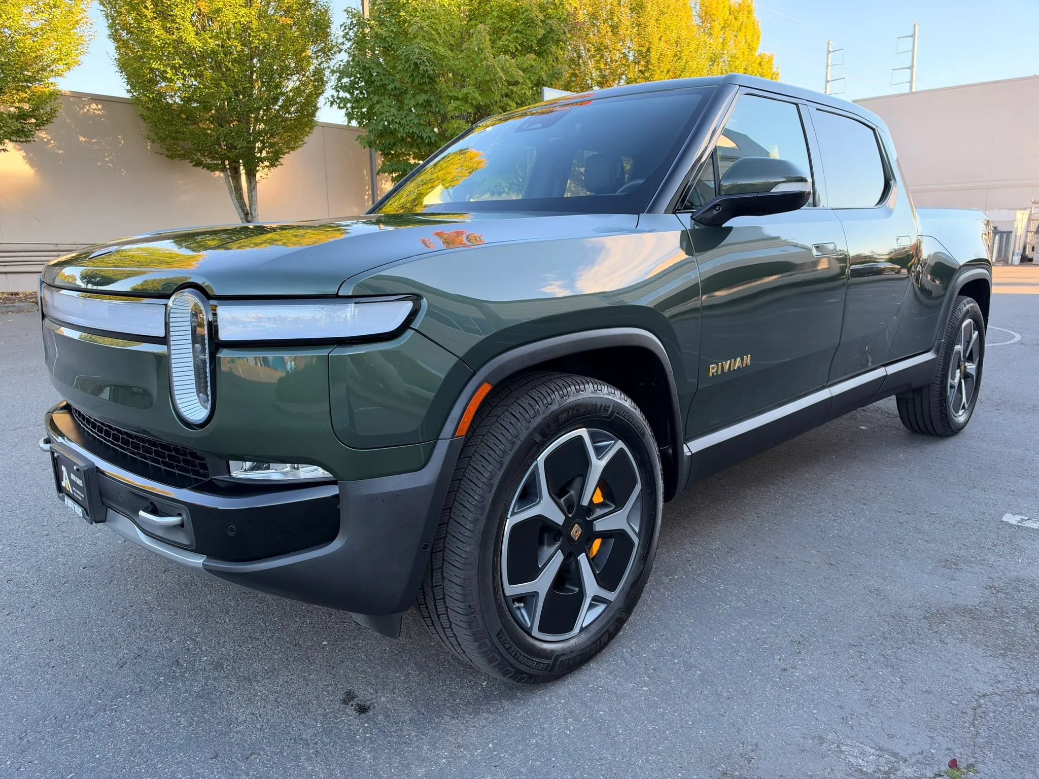 Used 2022 Rivian R1T Adventure AWD/4WD image 6