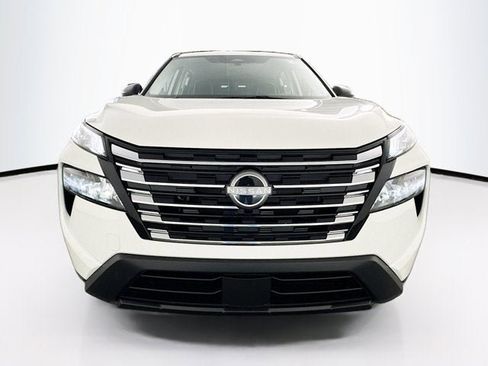 New 2026 Nissan Rogue S image 2