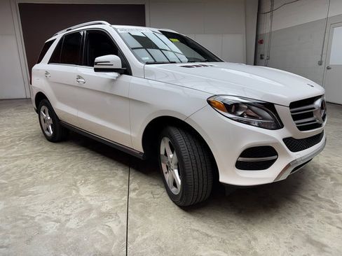 Used 2019 Mercedes-Benz GLE 400 4MATIC image 7