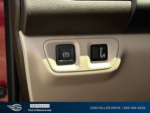Used 2018 GMC Acadia Denali w/ Technology Package FWD image 27