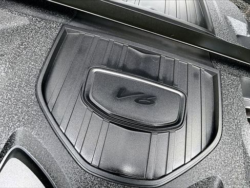 Certified 2023 Porsche Panamera 4 Platinum Edition AWD/4WD image 34