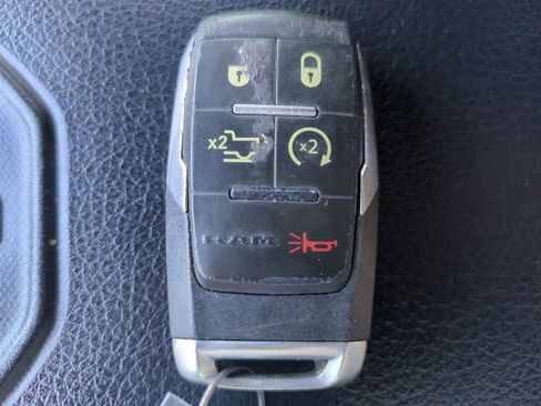 Used 2019 RAM 2500 Laramie image 35