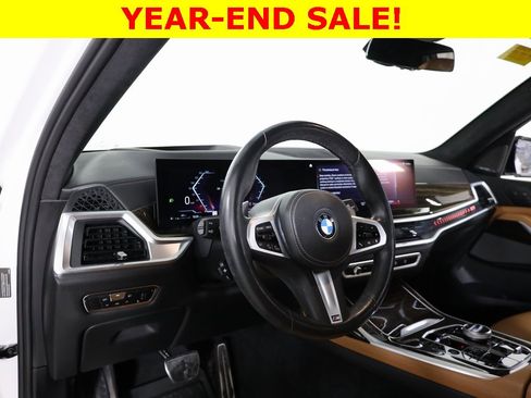 Used 2023 BMW X7 xDrive40i w/ Executive Package image 26
