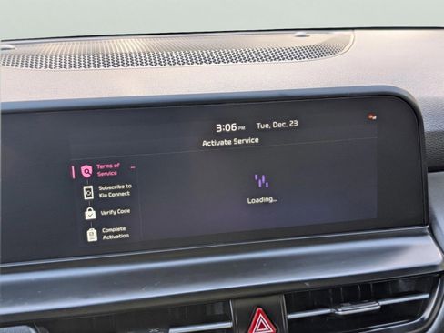 Certified 2025 Kia Seltos SX w/ SX Sunroof Package image 38