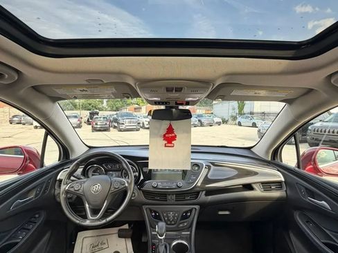 Used 2019 Buick Envision Essence FWD image 12