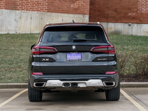 Used 2021 BMW X5 xDrive40i w/ Premium Package 2 image 28
