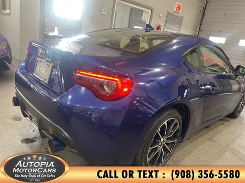 Used 2019 Toyota 86 image 30