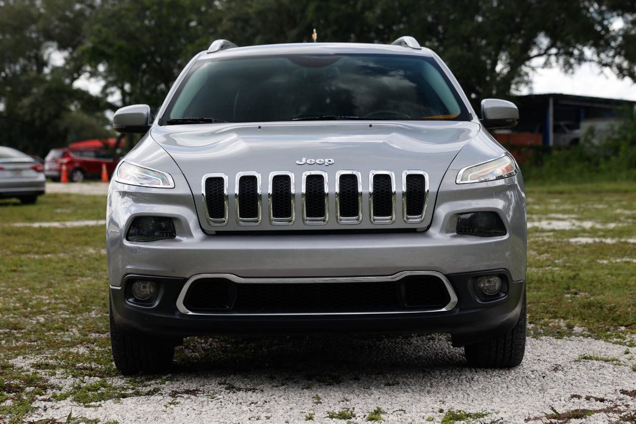 Used 2016 Jeep Cherokee Limited FWD image 19