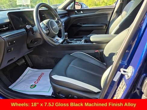Used 2025 Kia K5 GT-Line AWD/4WD image 11