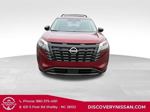 New 2026 Nissan Pathfinder SV image 4