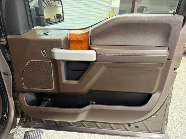 Used 2020 Ford F150 King Ranch w/ Equipment Group 601A Luxury AWD/4WD image 43