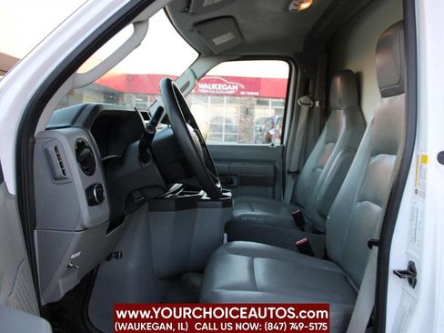 Used 2021 Ford E-450 and Econoline 450 Super Duty image 11