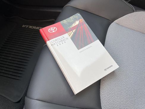 Used 2022 Toyota Corolla XSE image 12