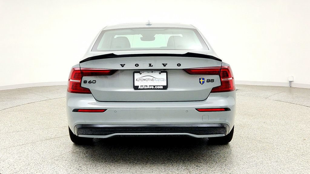 Used 2024 Volvo S60 B5 Plus w/ Climate Package FWD image 6