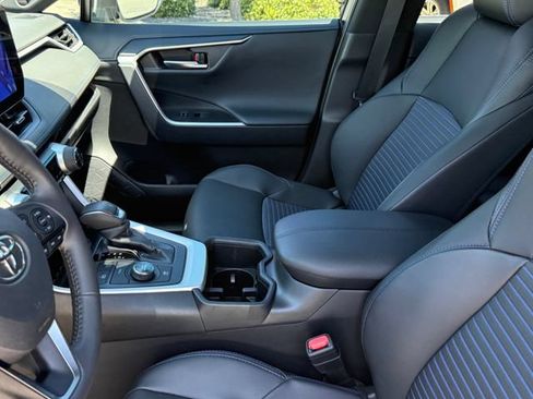 Used 2025 Toyota RAV4 XSE w/ Advanced Technology Package AWD/4WD image 11