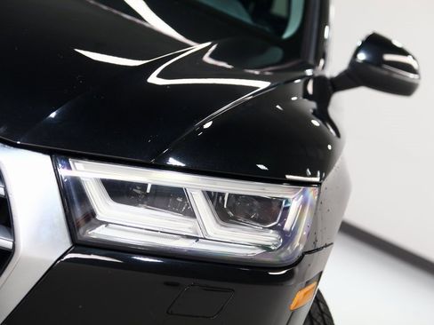 Used 2018 Audi Q5 2.0T Premium Plus w/ Premium Plus Package image 7