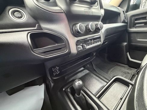 Used 2020 RAM 5500 Tradesman w/ Chrome Appearance Group image 43