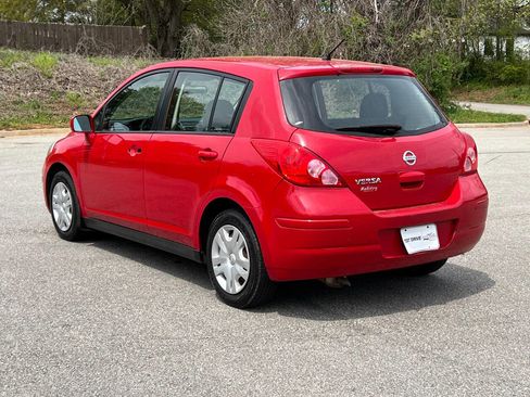 Used 2011 Nissan Versa 1.8 S w/ Plus Pkg image 5