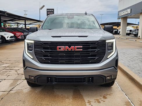 New 2026 GMC Sierra 1500 Elevation image 9