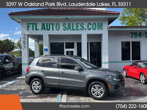 Used 2017 Volkswagen Tiguan S image 12