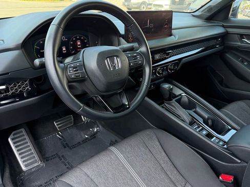 Used 2023 Honda Accord Sport image 28