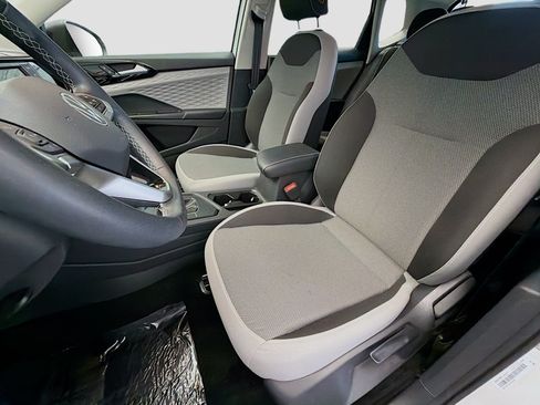 Used 2023 Volkswagen Taos S w/ Driver Assistance Package FWD image 11