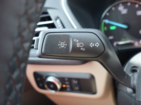 Used 2022 Ford Escape SEL image 17