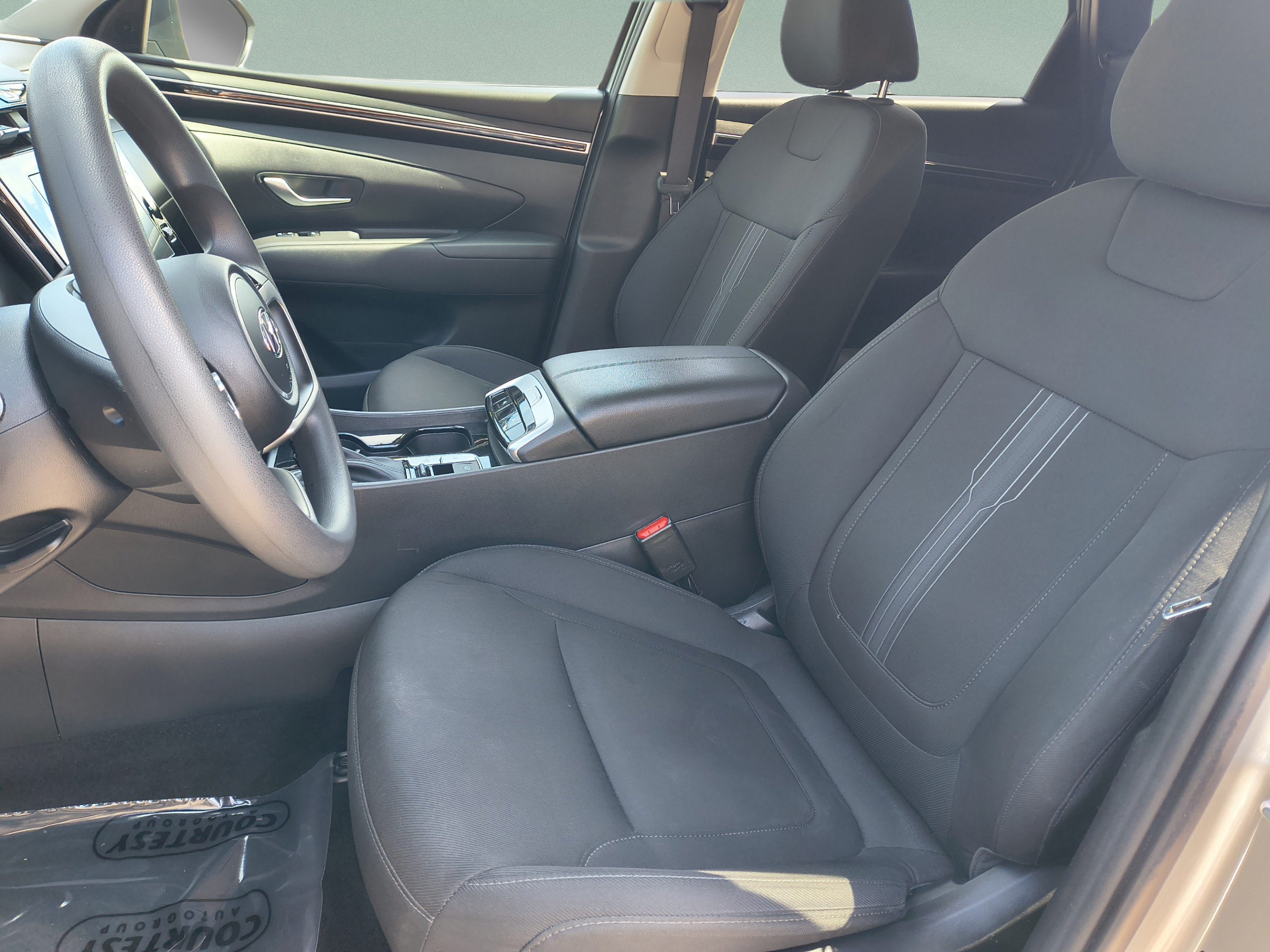 Certified 2024 Hyundai Tucson SEL AWD/4WD image 19