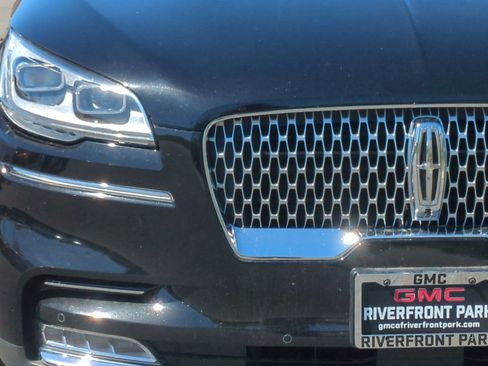 Used 2020 Lincoln Aviator Reserve w/ Equipment Group 202A AWD/4WD image 49